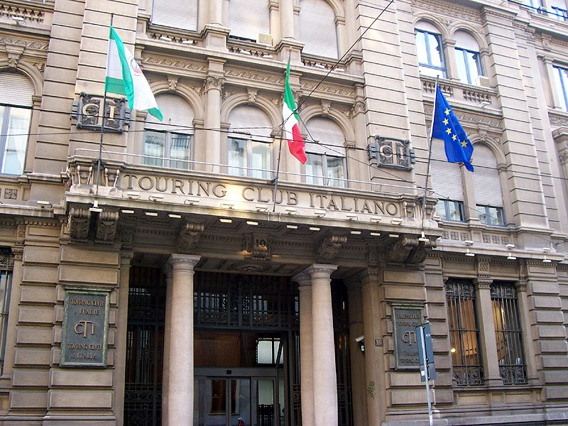 8 novembre 1894: nasce a Milano il Touring Club di viaggi e turismo!
